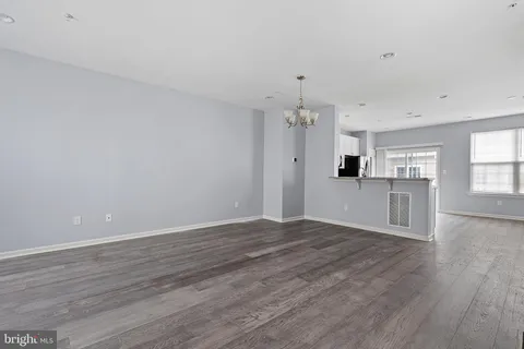 $2,700 | 624 McComb Place, Claymont, DE 19703