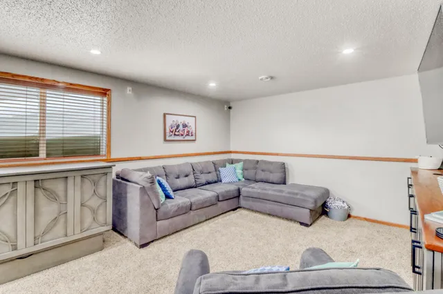 $364,900 | 4510 Sunset Boulevard, West Fargo, ND 58078