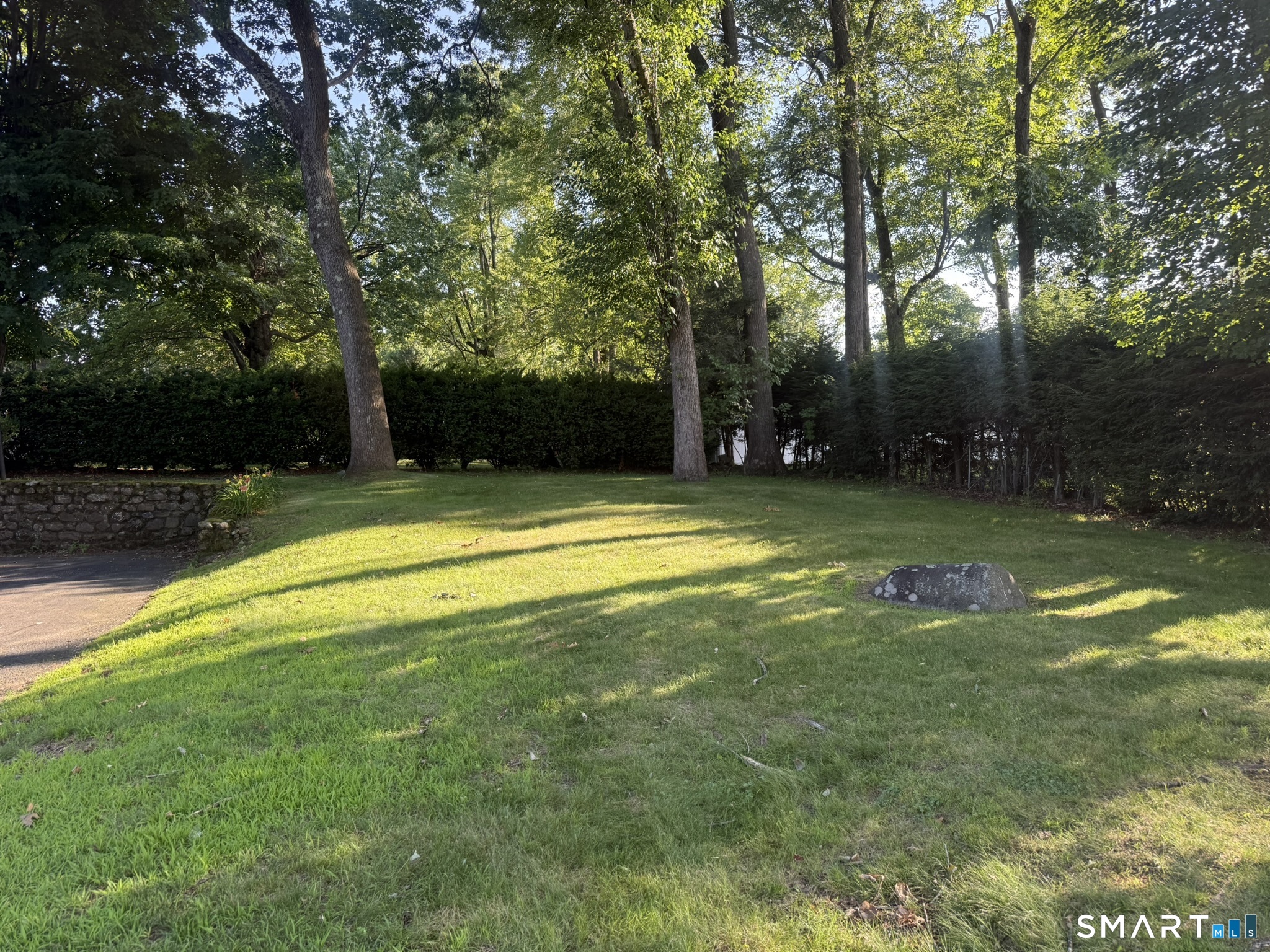 463 Pierpont Road, Unit 24 Waterbury, CT 06705 - Photo 16 of 22