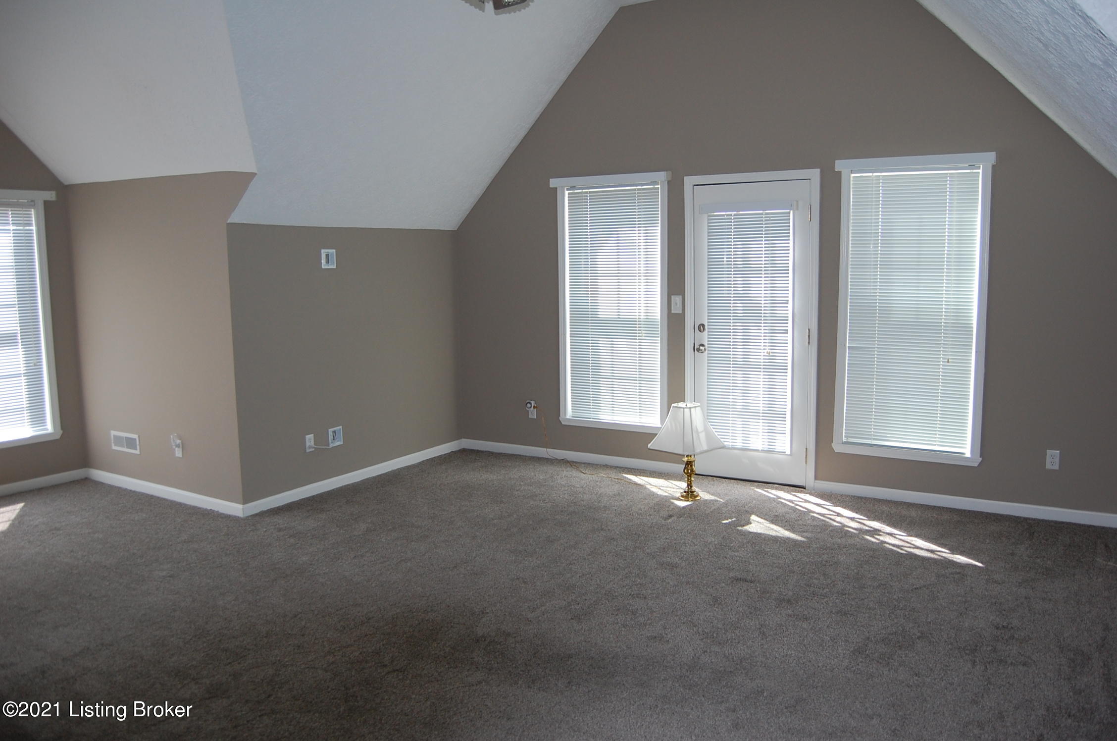 179 Rustic Way Shepherdsville, KY 40165 - Photo 7 of 29 DSC_0291