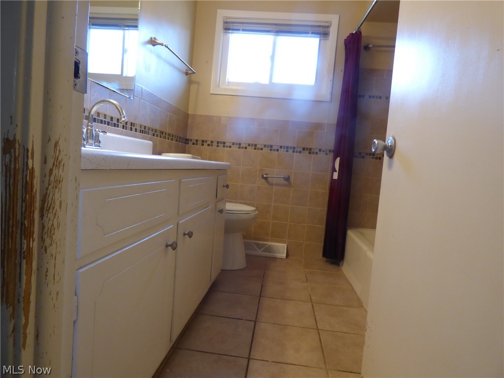 13709 Carpenter Road Garfield Heights, OH 44125 - Photo 15 of 22