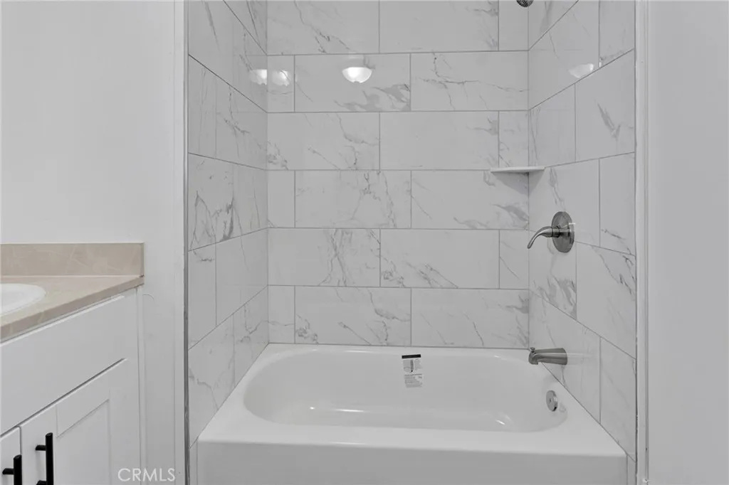 15252 Seneca Road, Unit 29 Victorville, CA 92392 - Photo 16 of 28