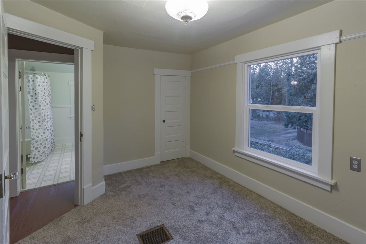 3323 North Girard Road Spokane Valley, WA 99212 - Photo 11 of 20 Gallery Image 11
