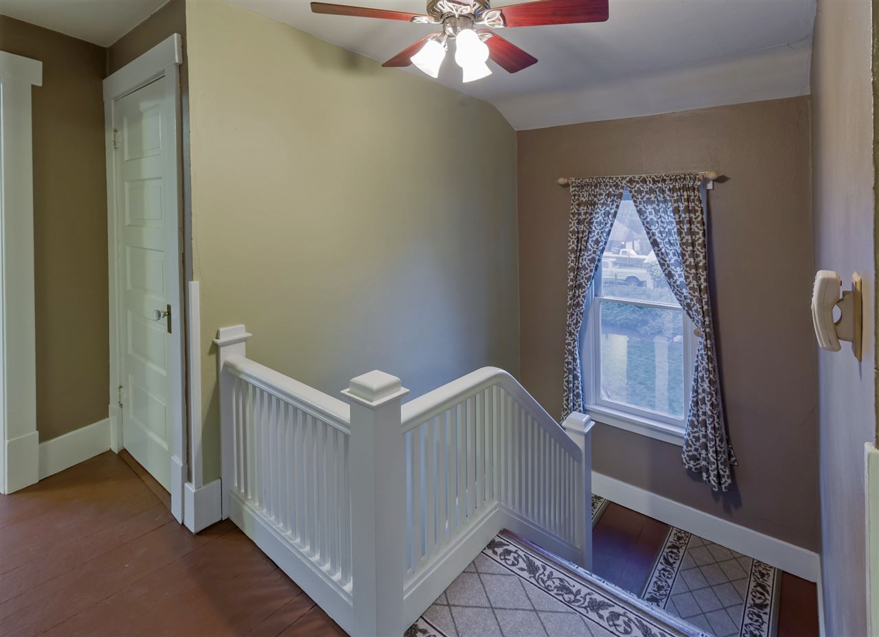 3323 North Girard Road Spokane Valley, WA 99212 - Photo 10 of 20 Gallery Image 10