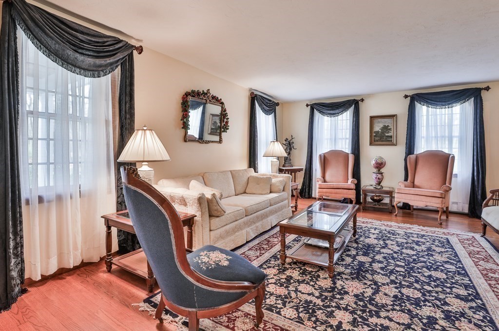 318 Old Littleton Road Harvard, MA 01451 - Photo 12 of 42