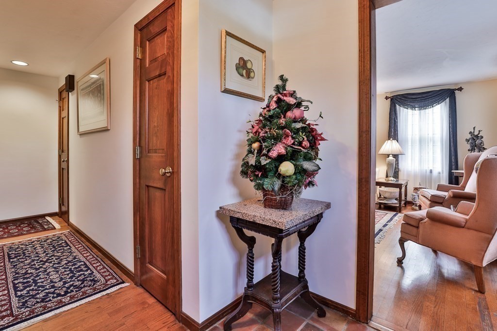 318 Old Littleton Road Harvard, MA 01451 - Photo 17 of 42
