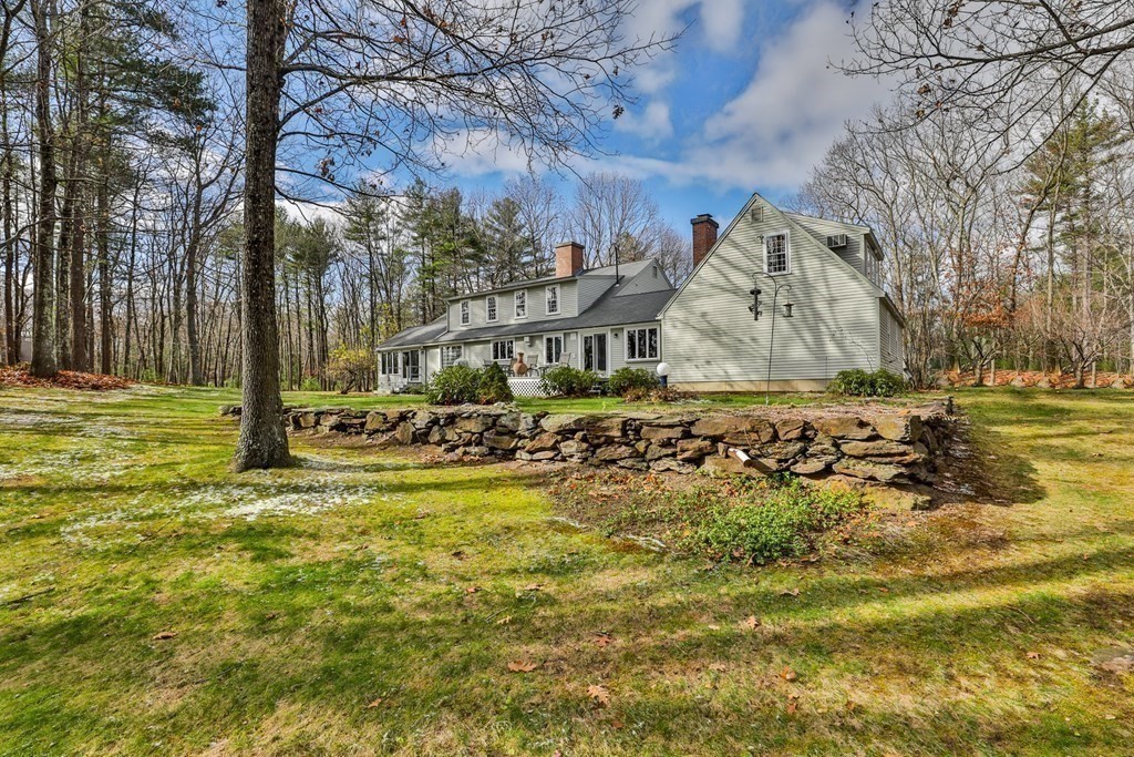 318 Old Littleton Road Harvard, MA 01451 - Photo 31 of 42