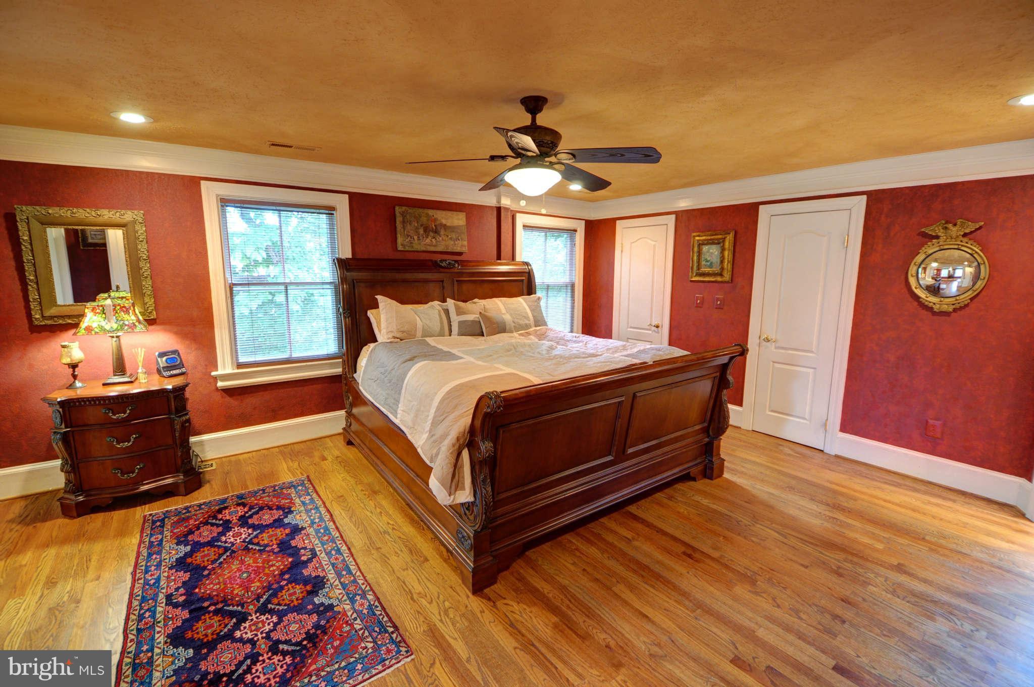 3732 Chain Bridge Road Fairfax, VA 22030 - Photo 15 of 30 Bedroom (Master)