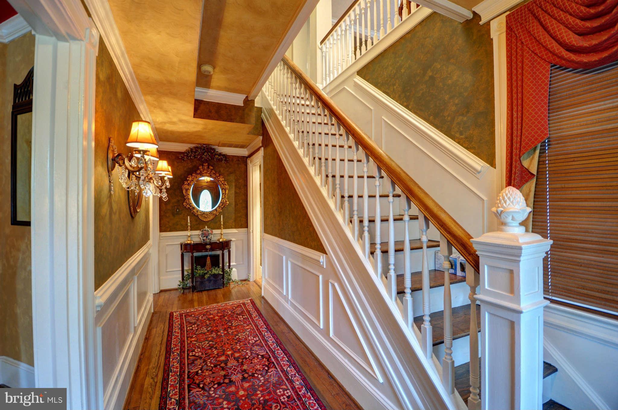 3732 Chain Bridge Road Fairfax, VA 22030 - Photo 4 of 30 Center Hall