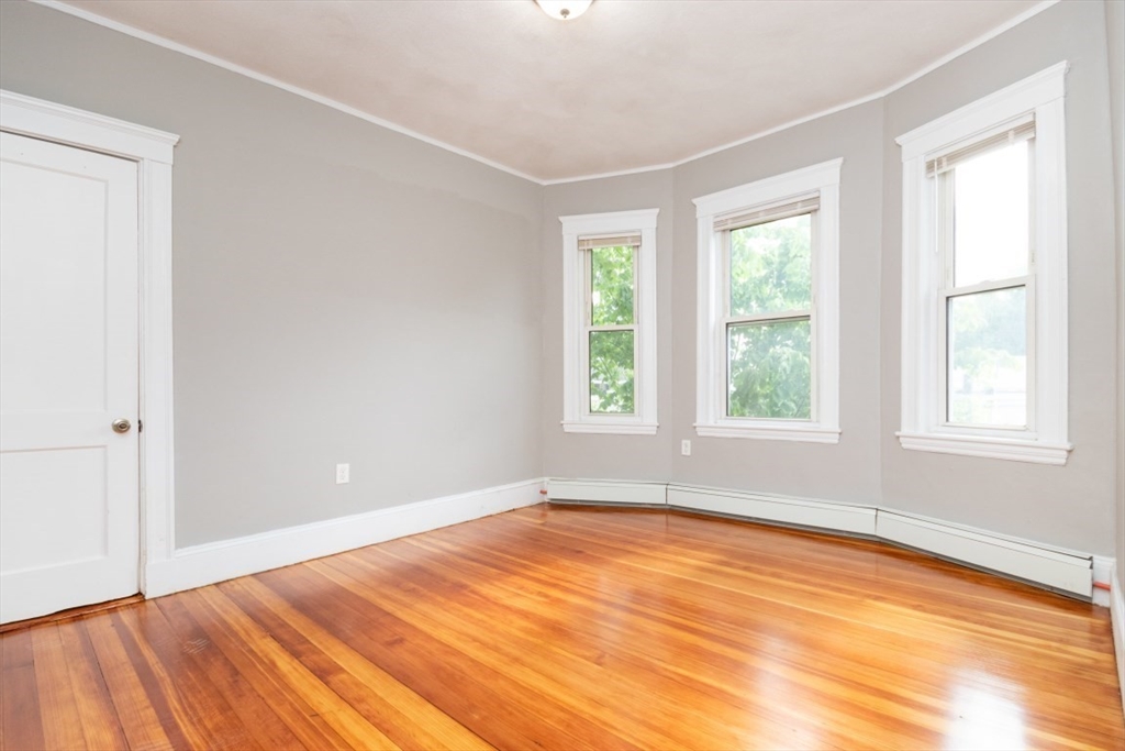 5 Semont Road, Unit 2 Boston, MA 02124 - Photo 4 of 10