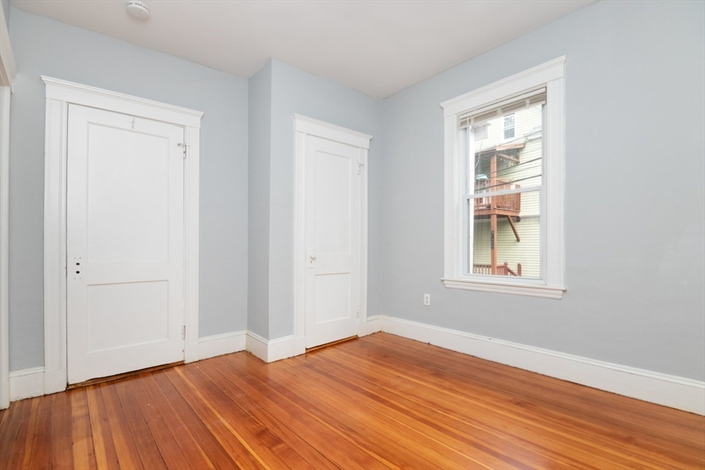5 Semont Road, Unit 2 Boston, MA 02124 - Photo 6 of 10