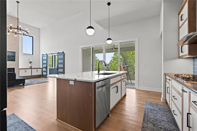 $725,000 | 22615 West 87th Terrace, Lenexa, KS 66227