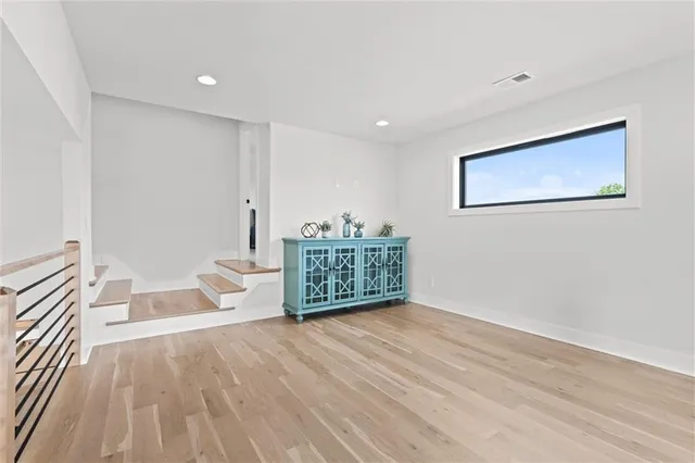 $725,000 | 22615 West 87th Terrace, Lenexa, KS 66227