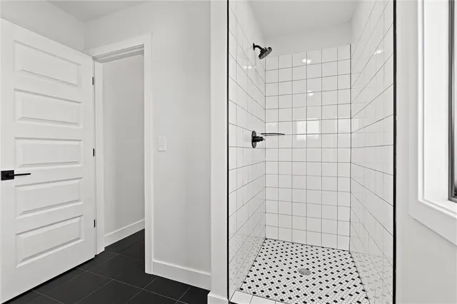 $725,000 | 22615 West 87th Terrace, Lenexa, KS 66227