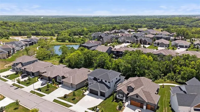 $725,000 | 22615 West 87th Terrace, Lenexa, KS 66227