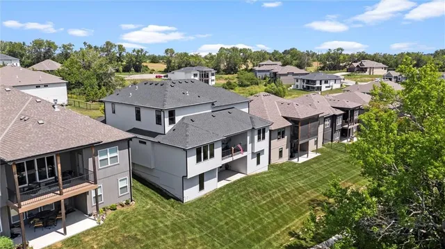 $725,000 | 22615 West 87th Terrace, Lenexa, KS 66227