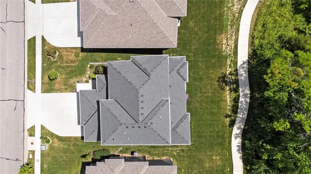 $725,000 | 22615 West 87th Terrace, Lenexa, KS 66227