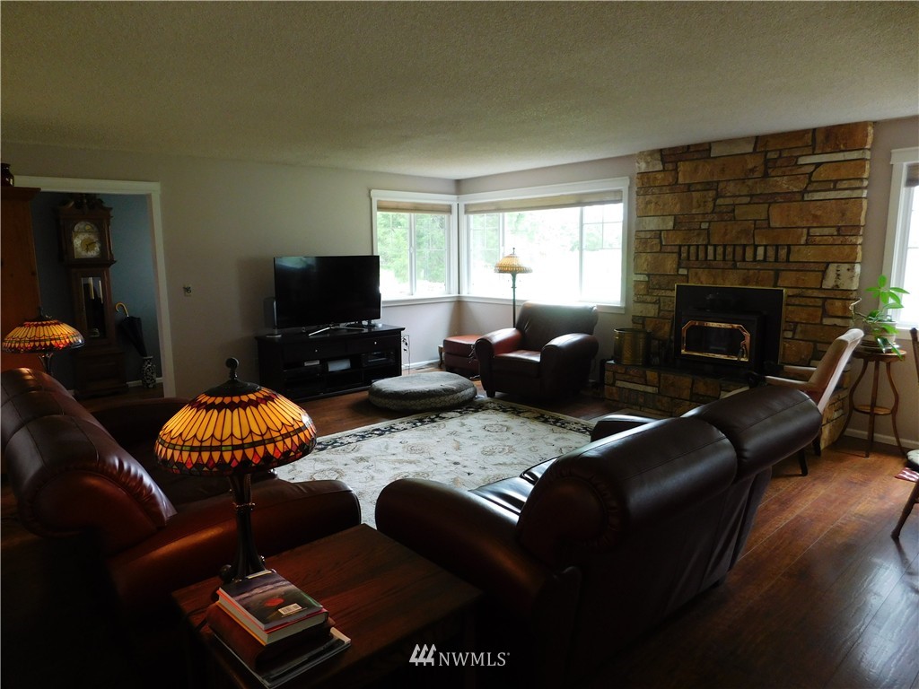 263 Kruger Road Onalaska, WA 98570 - Photo 5 of 25 Gallery Image 5