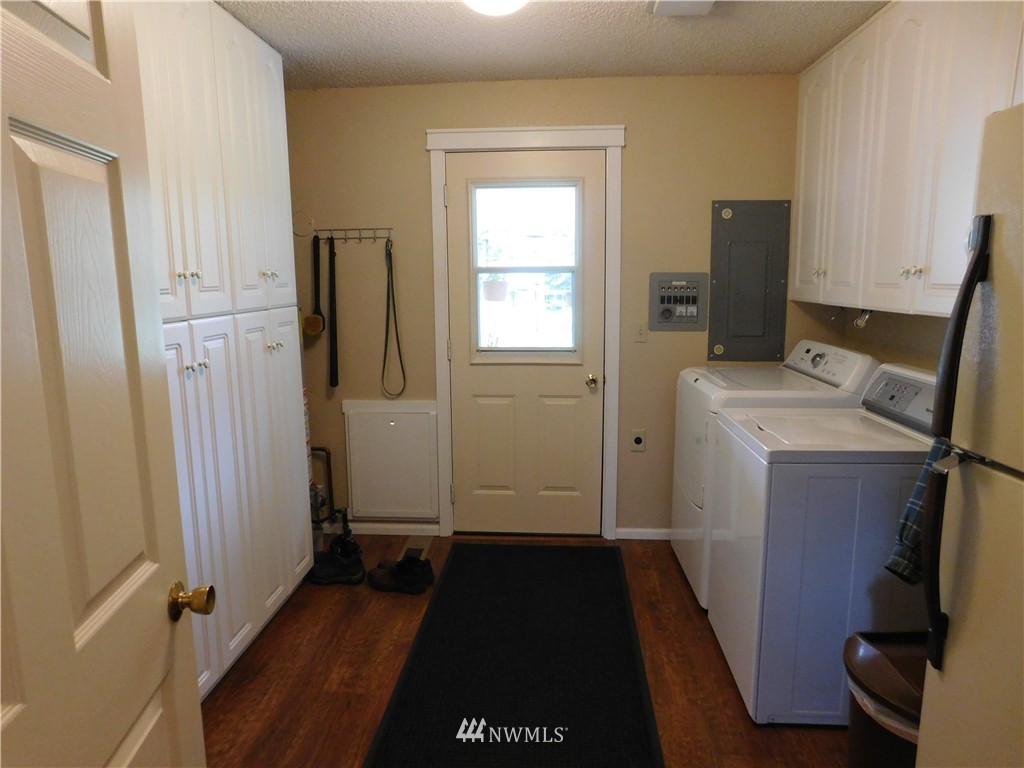 263 Kruger Road Onalaska, WA 98570 - Photo 9 of 25 Gallery Image 9