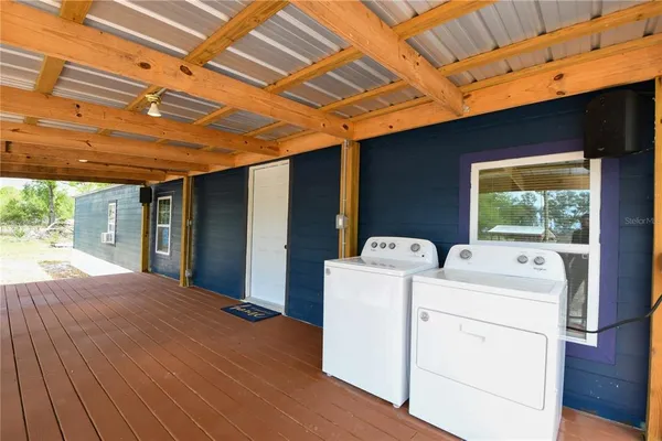 a view of utility room with washer and dryer