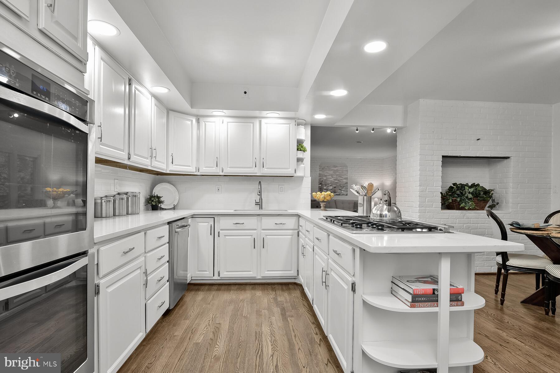 5000 Westpath Terrace Bethesda, MD 20816 - Photo 13 of 44