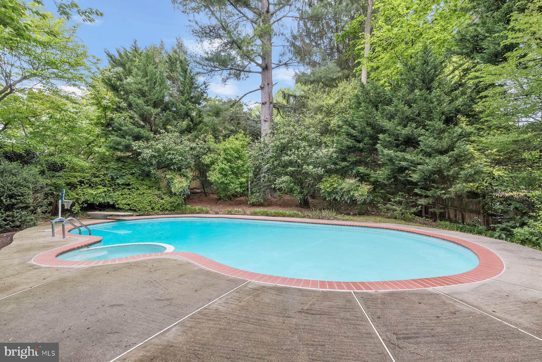 5000 Westpath Terrace Bethesda, MD 20816 - Photo 35 of 44