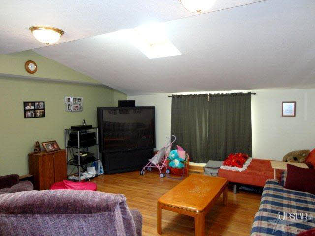 8921 Fritz Road Fort Wayne, IN 46818 - Photo 11 of 22