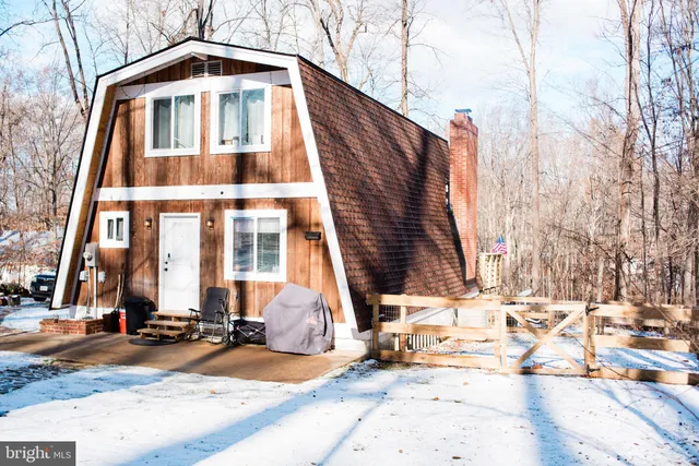 a front view of a building