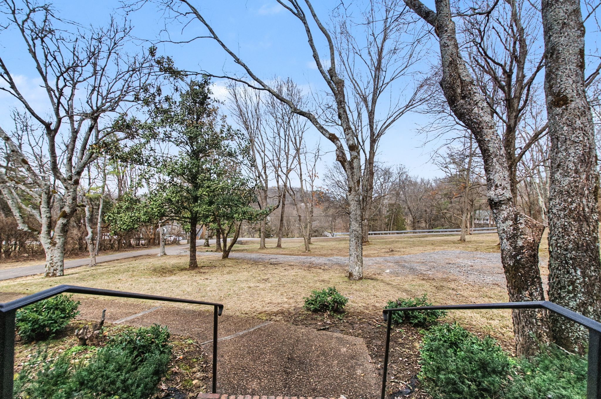 711 Sneed Road West Franklin, TN 37069 - Photo 4 of 21 Gallery Image 4