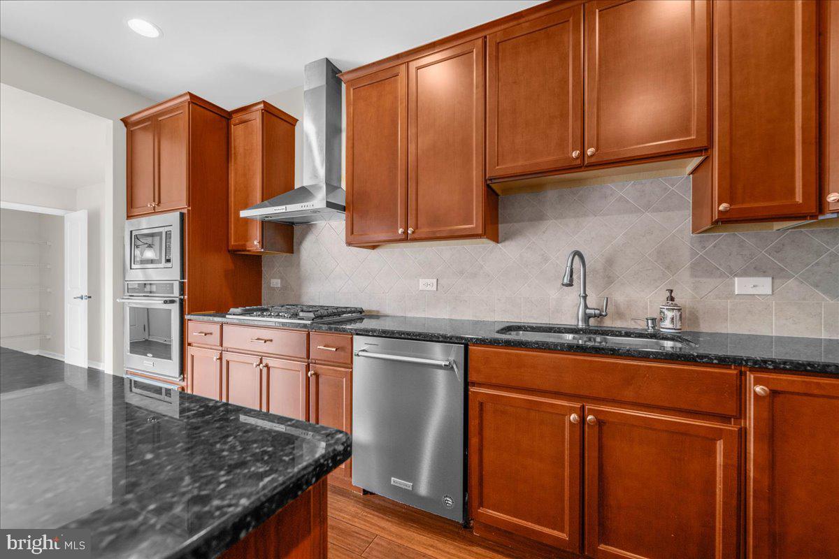 142 Spring Oak Drive Malvern, PA 19355 - Photo 8 of 37