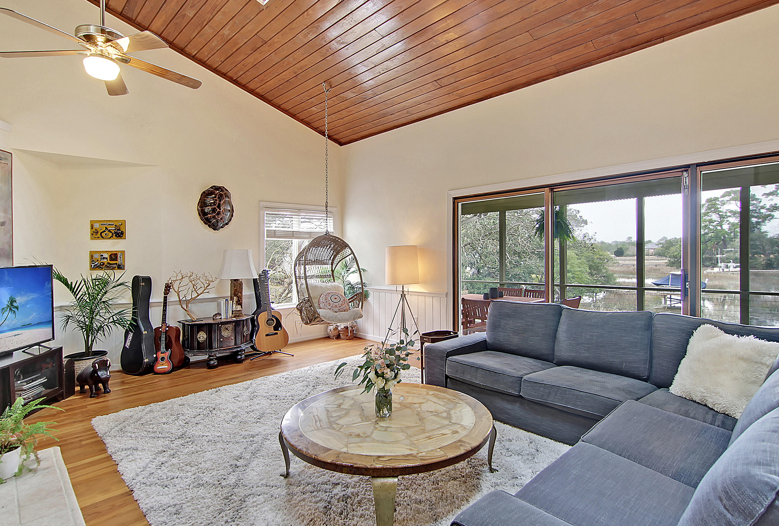 808 Milldenhall Road Mount Pleasant, SC 29464 - Photo 12 of 64 Main living Room