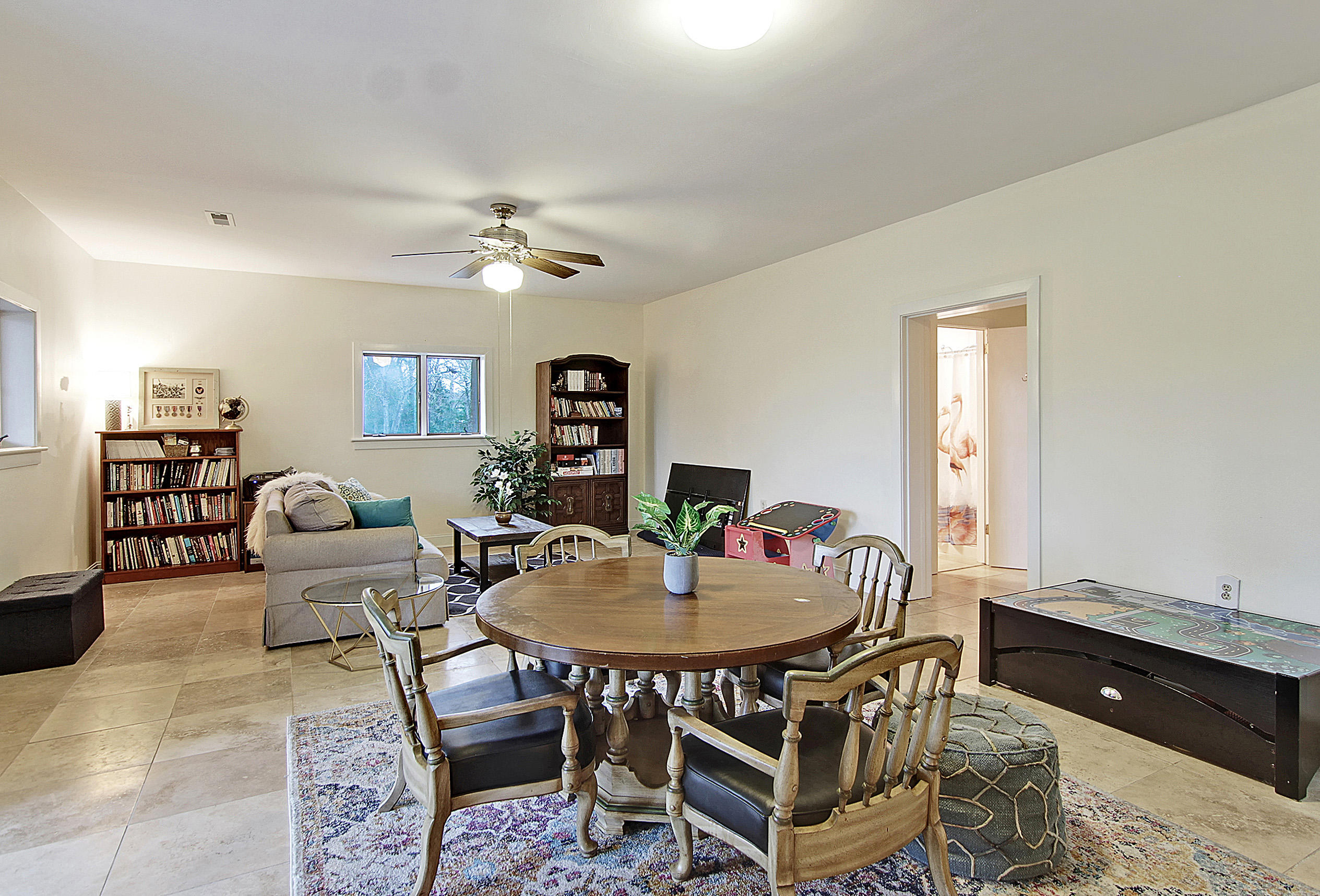 808 Milldenhall Road Mount Pleasant, SC 29464 - Photo 49 of 64 Inlaw suite living area 2