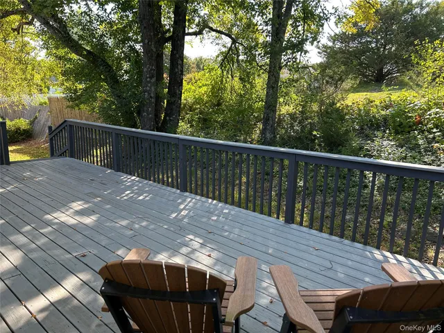 $2,150 | 102 Overocker Road, Unit 2, Poughkeepsie, NY 12603