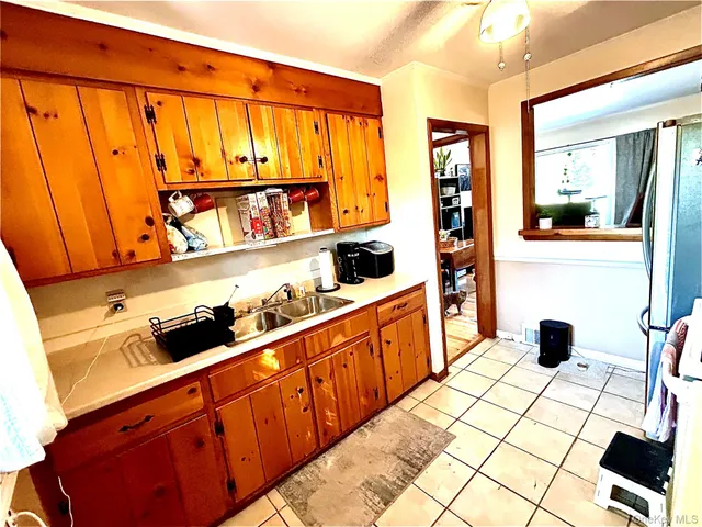 $2,150 | 102 Overocker Road, Unit 2, Poughkeepsie, NY 12603