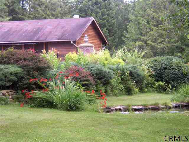 20 Howe Road Greenfield, NY 12833 - Photo 4 of 15 Photo 4