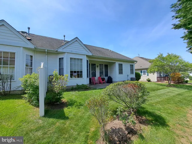 $389,000 | 14 Goldfinch Drive, Hamilton, NJ 08690