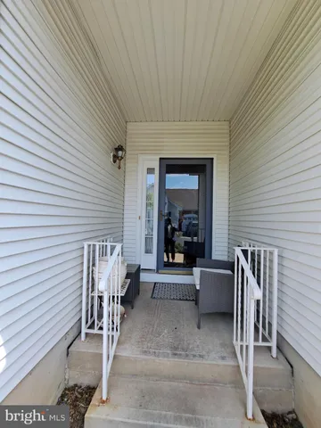 $389,000 | 14 Goldfinch Drive, Hamilton, NJ 08690