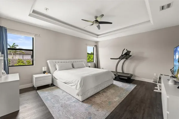 $1,290,000 | 15450 Northwest 88th Avenue, Miami Lakes, FL 33018