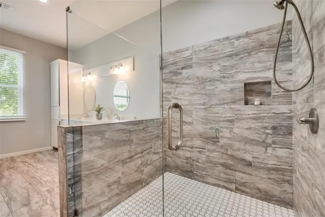 $639,999 | 32150 Farm To Market 429, Terrell, TX 75161