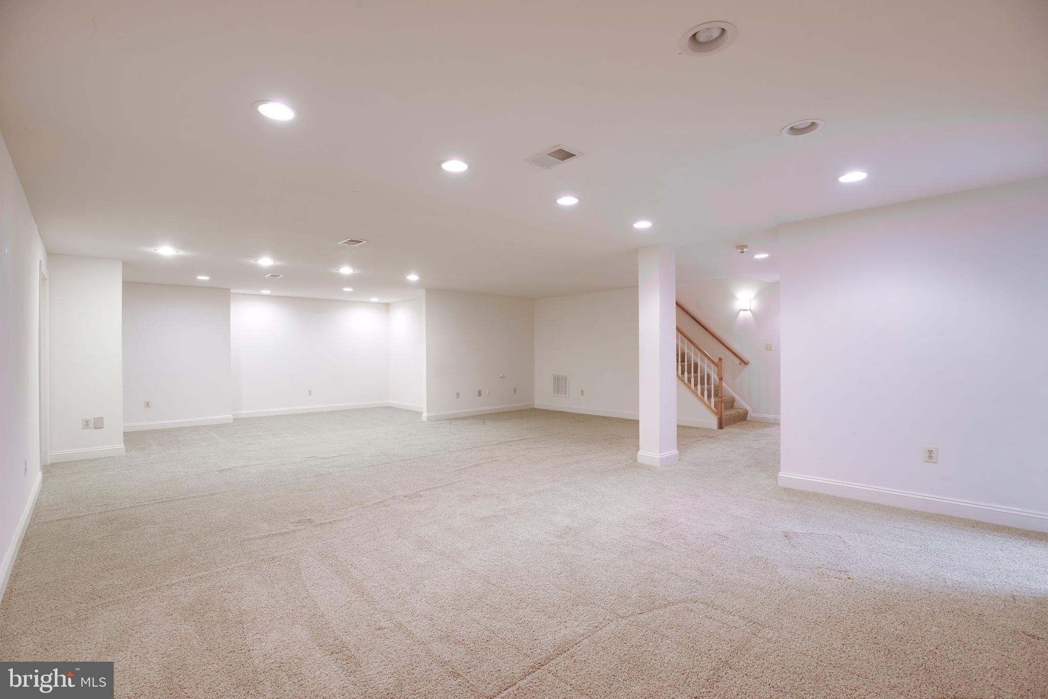 8277 Roxborough Loop Gainesville, VA 20155 - Photo 54 of 85