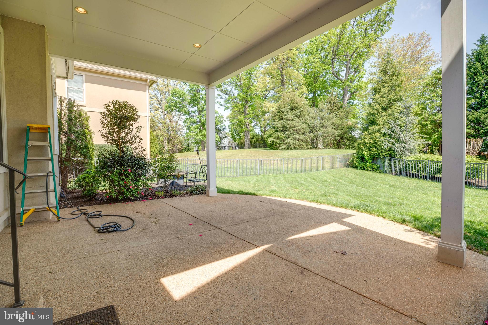 8277 Roxborough Loop Gainesville, VA 20155 - Photo 64 of 85 a view of backyard with green space