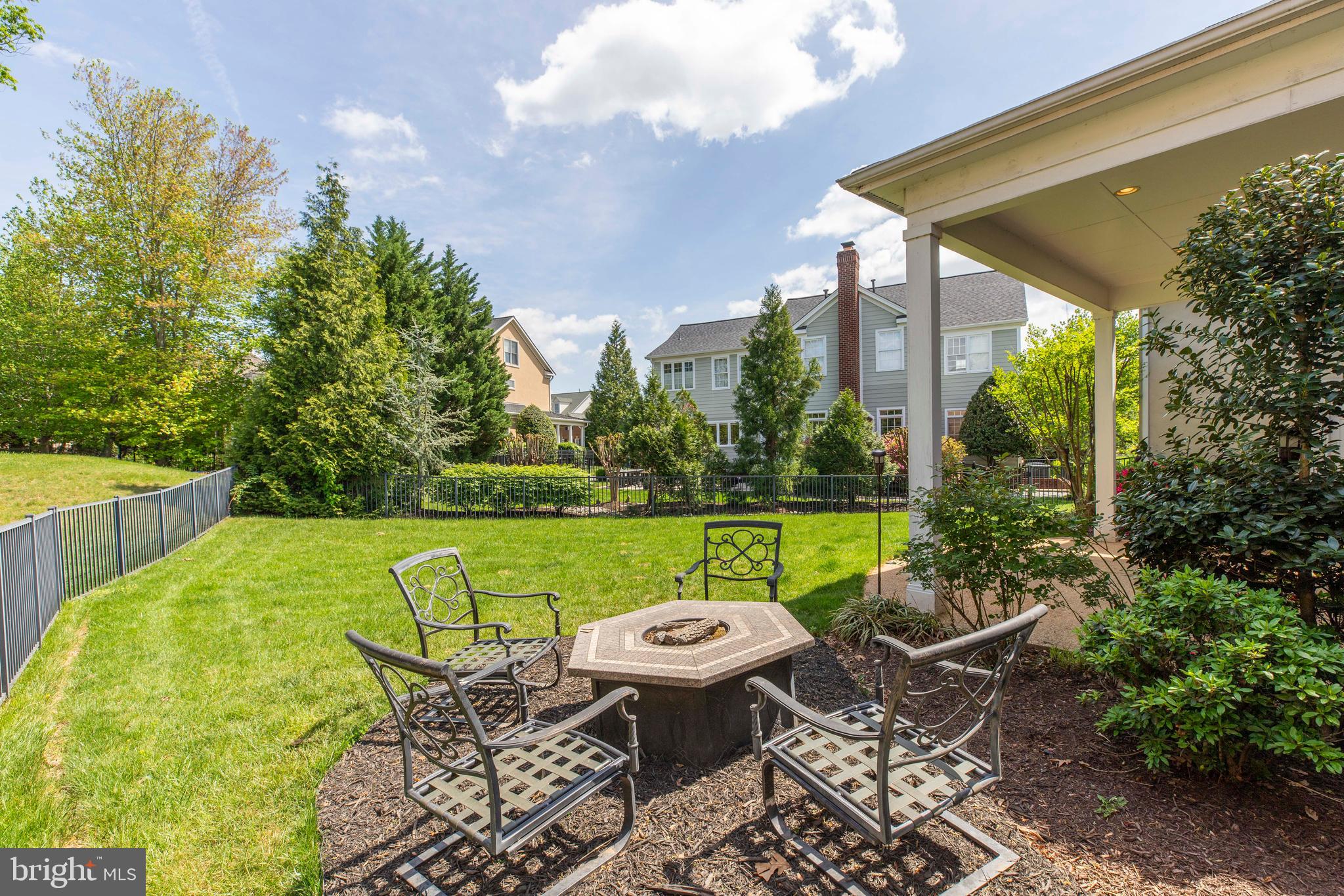 8277 Roxborough Loop Gainesville, VA 20155 - Photo 70 of 85