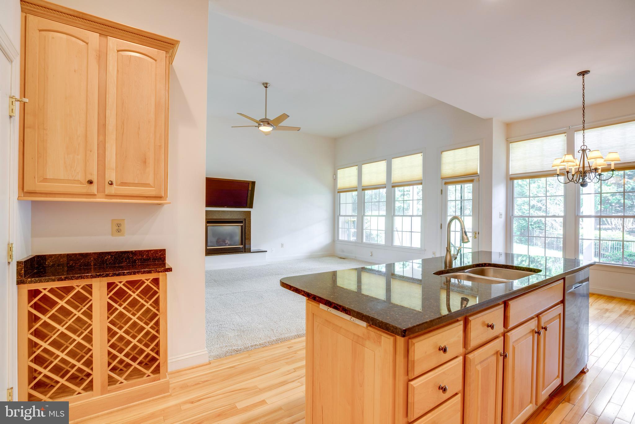 8277 Roxborough Loop Gainesville, VA 20155 - Photo 8 of 85