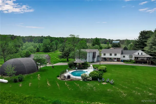 $699,900 | 12997 Centerline Road, Wales, NY 14139