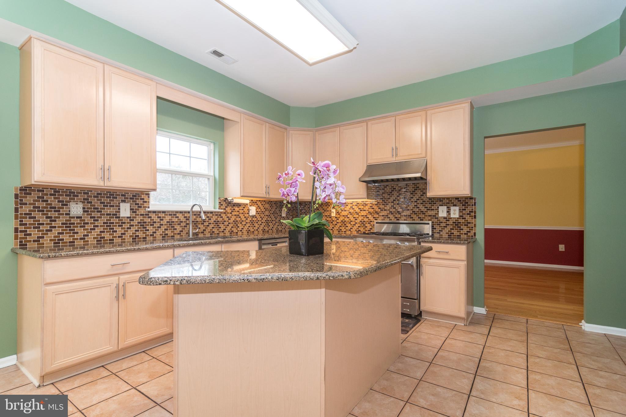 39 Kulp Road East Chalfont, PA 18914 - Photo 6 of 60 Gallery Image 6