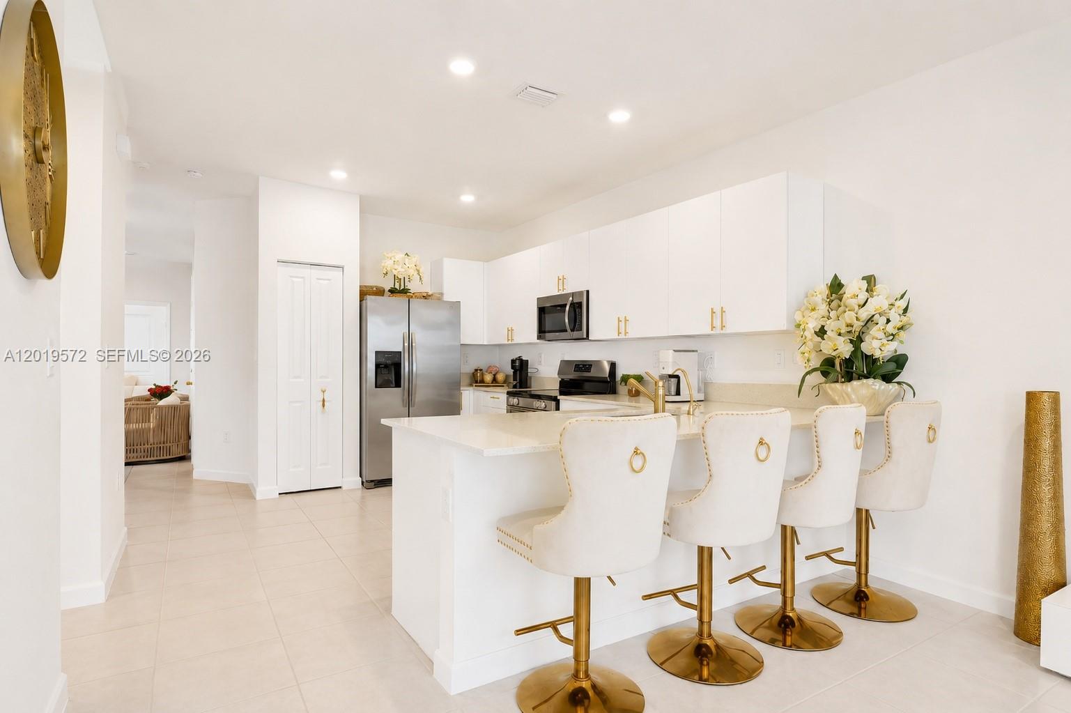 12954 Southwest 231st Street Miami, FL 33170 - Photo 4 of 35