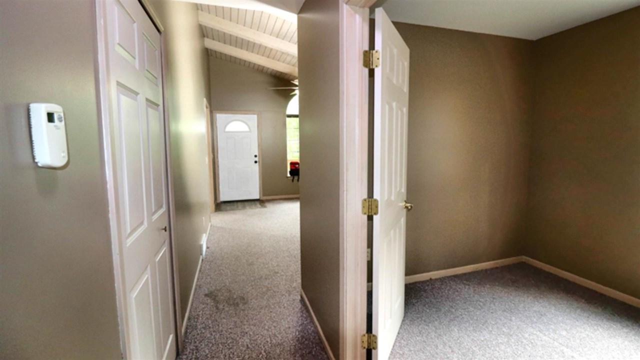 4192 Five Mile Road Williamsburg, MI 49690 - Photo 15 of 19 1874961-14.JPG
