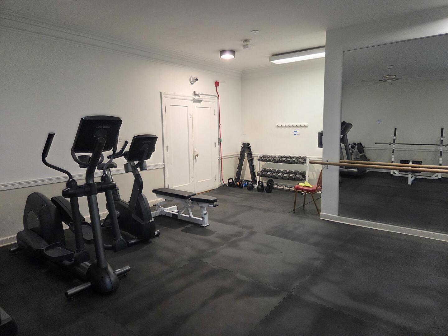 421 West Melrose Street, Unit 5D Chicago, IL 60657 - Photo 7 of 29 a view of a workspace with furniture and a window