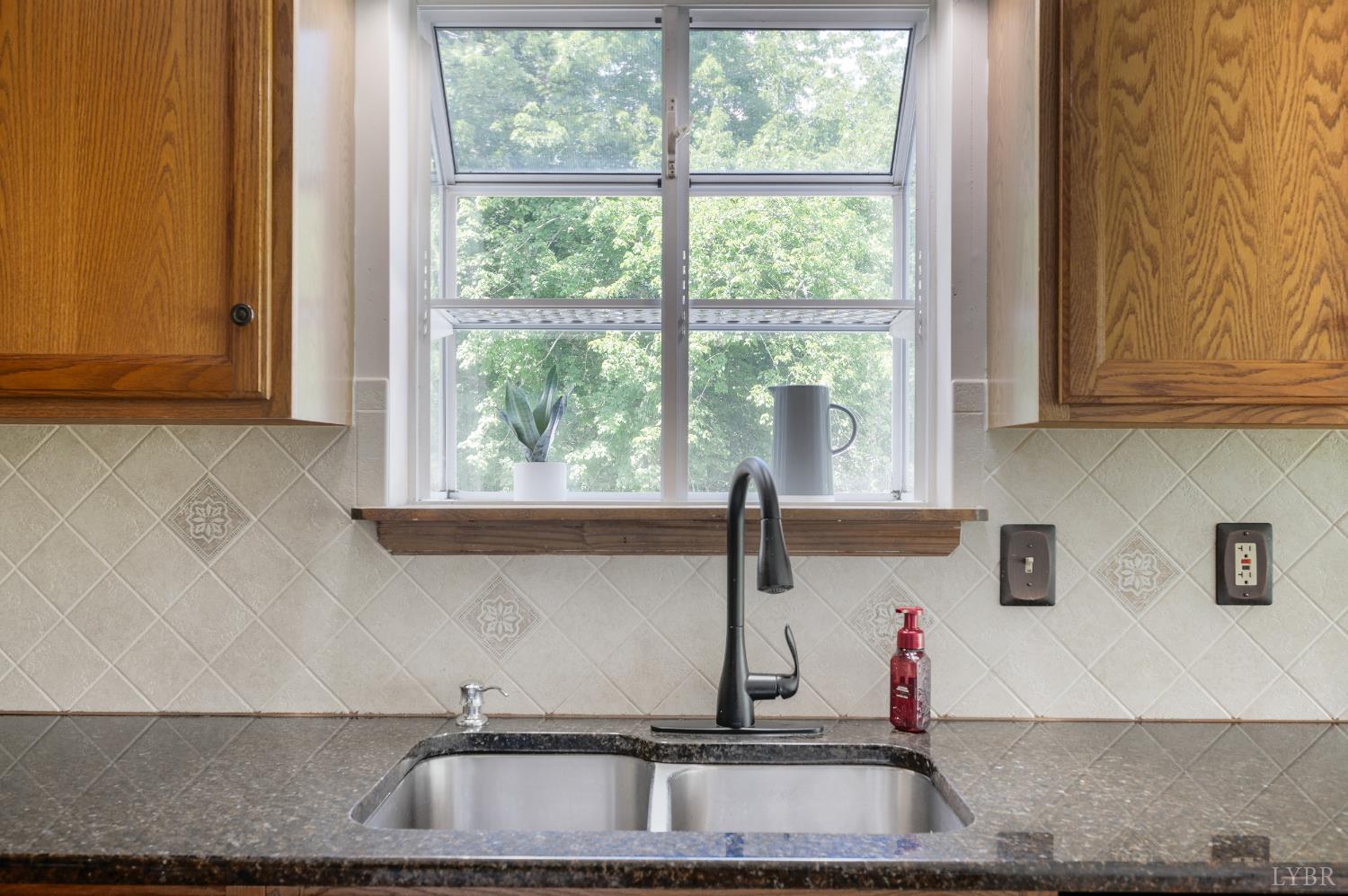 101 Cedar Branch Road Lynchburg, VA 24503 - Photo 9 of 50 Gallery Image 9