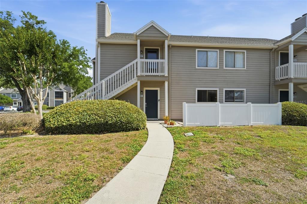 537 Sun Ridge Place, Unit 107 Altamonte Springs, FL 32714 - Photo 1 of 26